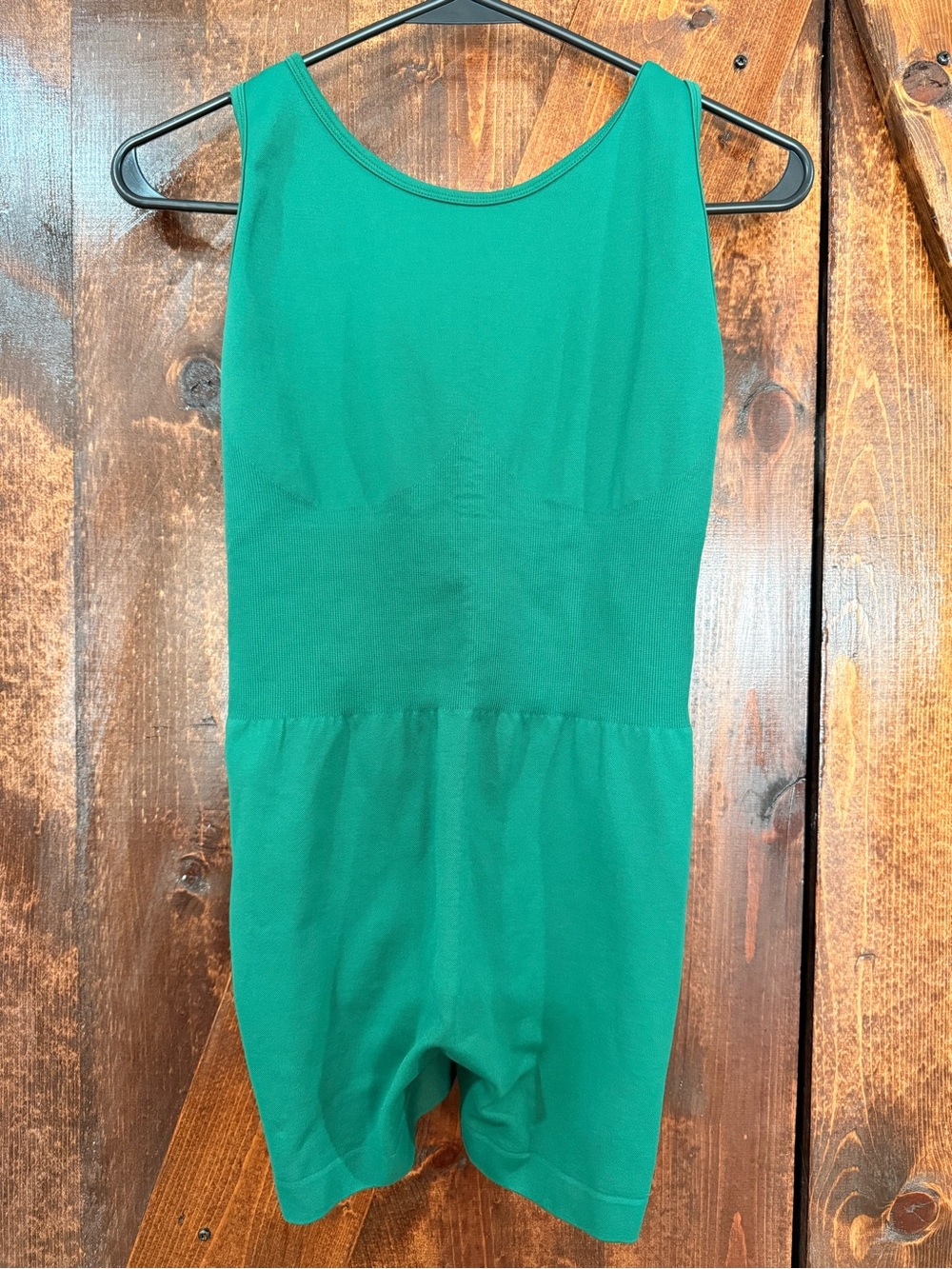 Women's Green Sleeveless Jumpsuit Butt Scrunch Romper